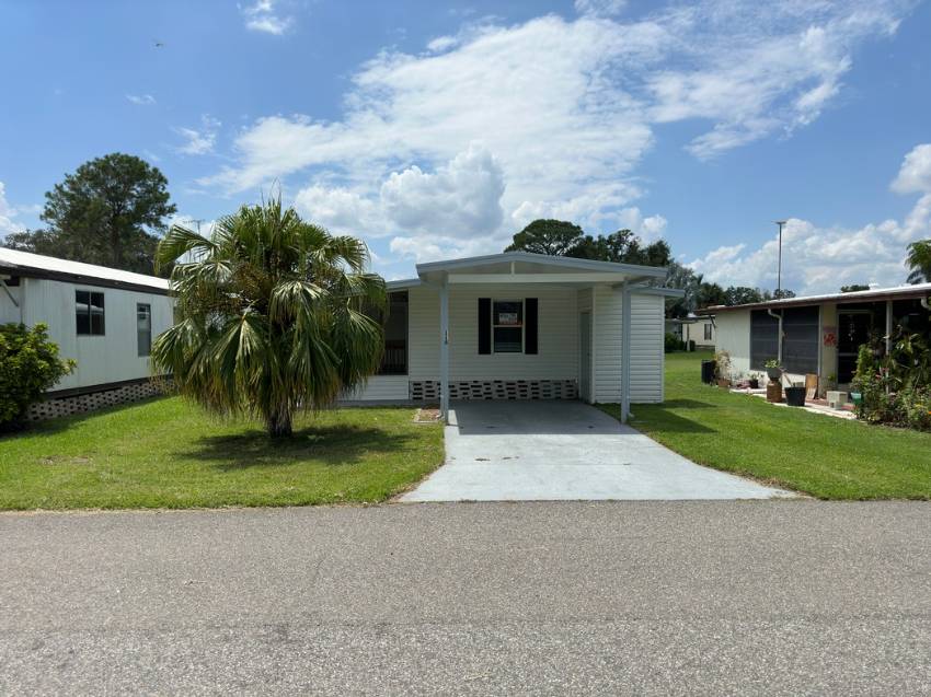 118 Hideaway Lane a Winter Haven, FL Mobile or Manufactured Home for Sale